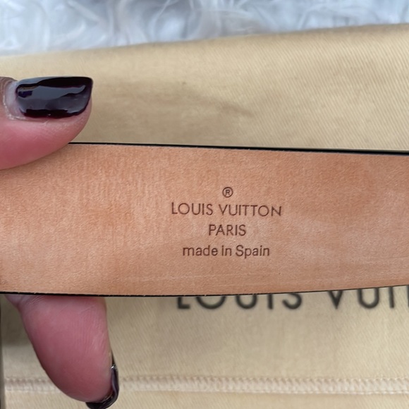 ⛔️SOLD⛔️Louis Vuitton Belt - Picture 4 of 6